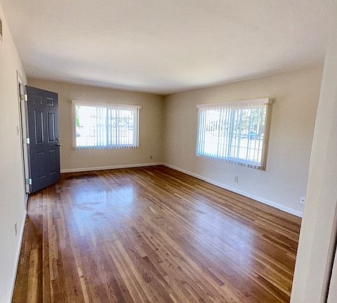 3rd image of 2310 Anna Dr #2310