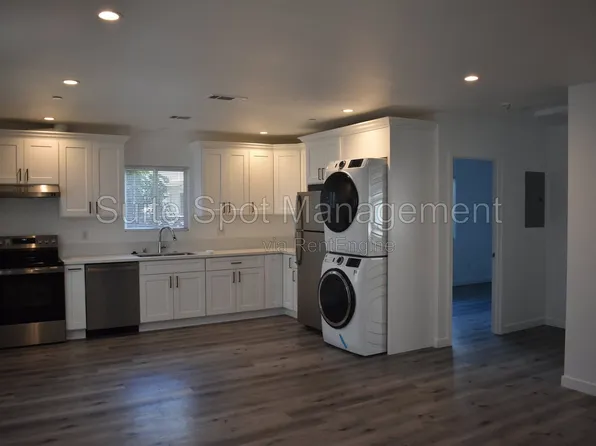 815 Lees Ave, Long Beach, CA 90815