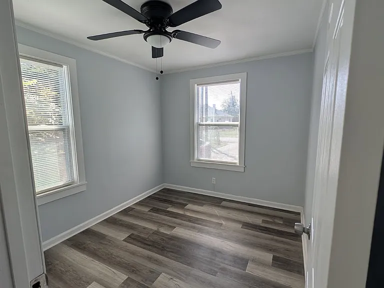 1153 Auburn Dr — Photo 12