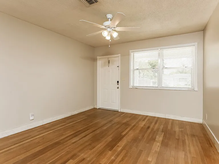 2468 Wiley St — Photo 5