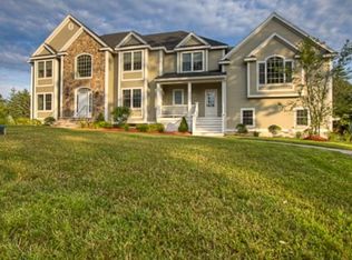 75 Heritage Hill Rd, Windham, NH 03087