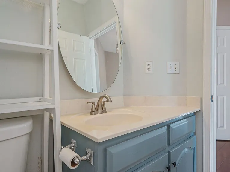 272 Calusa Blvd — Photo 15