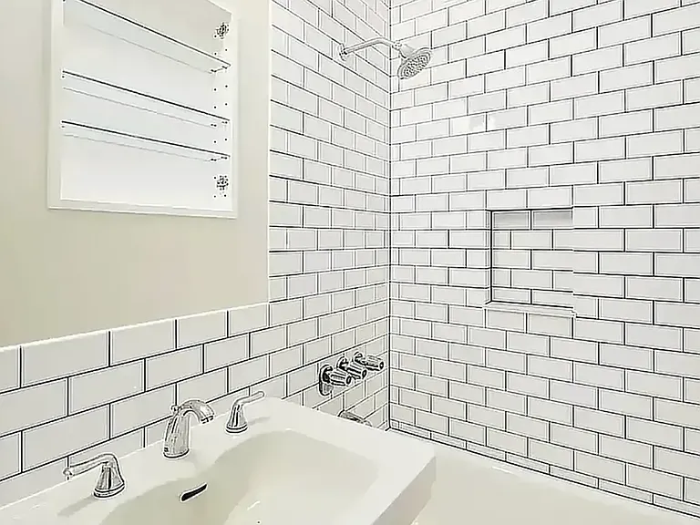 130 Water St #5 — Photo 3