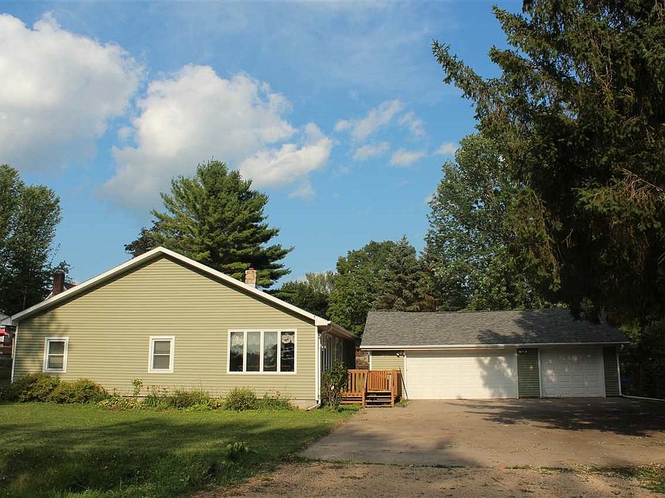 N3660 Elm Street
