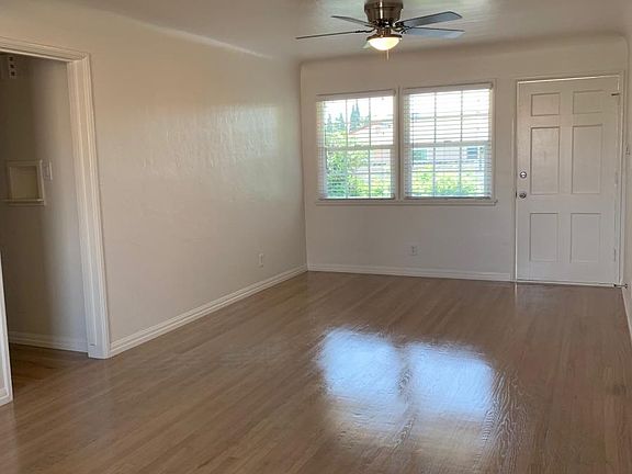5th image of 386 Freeman Ave #7-0386-07