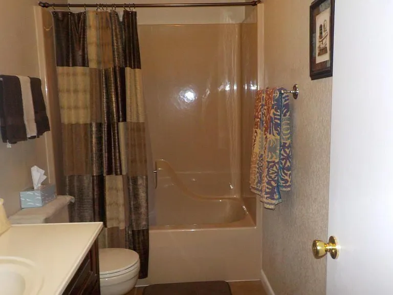 111 Eagle Ln — Photo 19