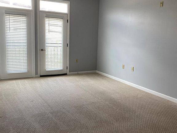 5th image of 2665 Prosperity Ave APT 348