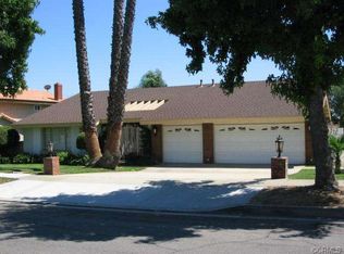 960 W 18th St, Upland, CA 91784