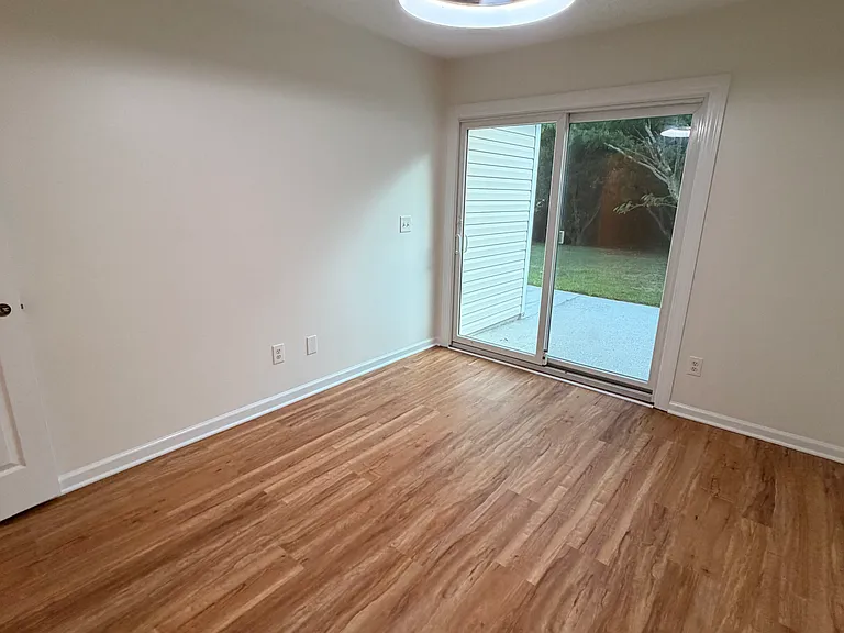 2311 Sapling Cir — Photo 14