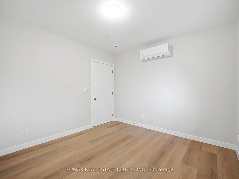 3 Zina St #2 — Photo 13