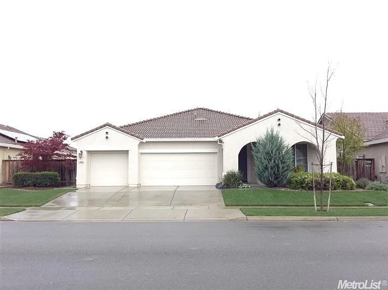 3386 John Fremont Way photo 1