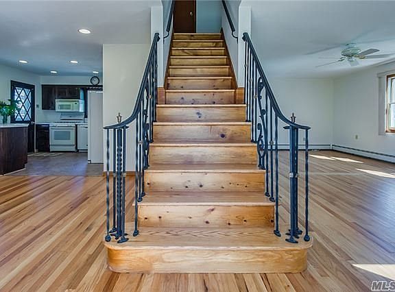 2nd image of 9 Sanzoverino Ln