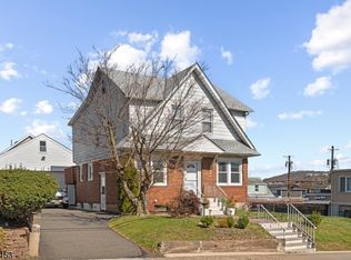 108 Jefferson Pl, Totowa, NJ