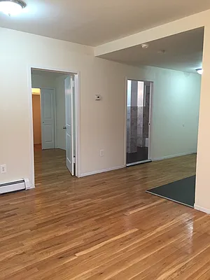 Rented by Elite NY Holdings | media 1