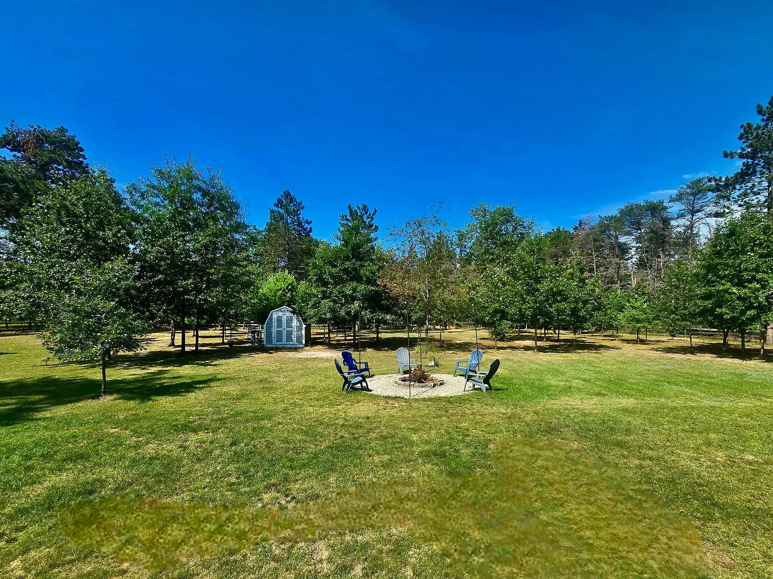 3 bed, $1,900 — Photo 2