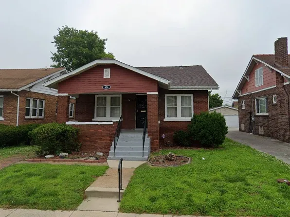 626 N 38th St, East Saint Louis, IL 62205