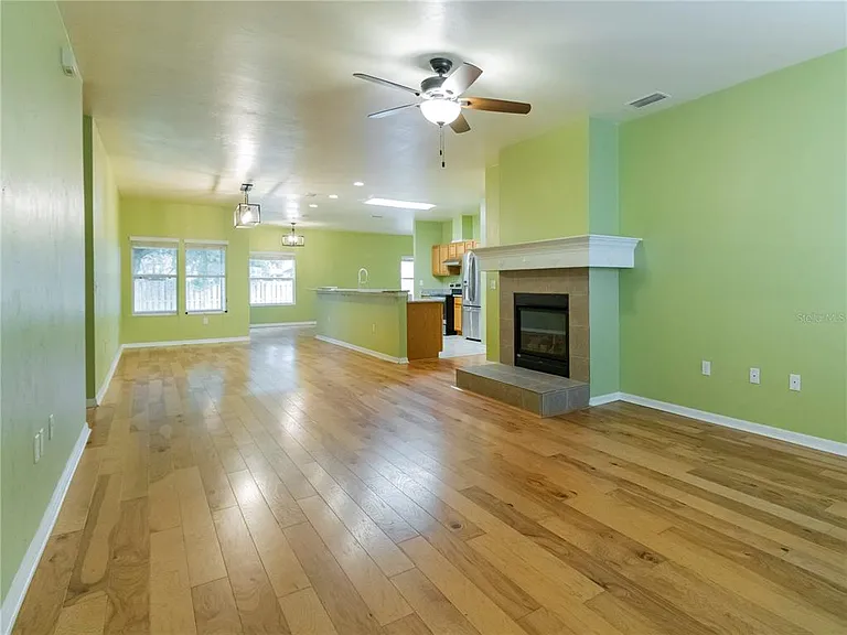 8436 SW 77th Ave — Photo 3