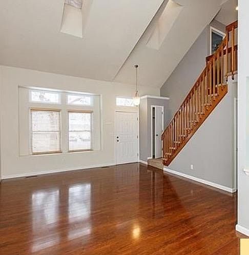2nd image of 5417 E Prescott Ave