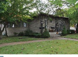 434 Huntington Ave, Glendora, NJ 08029