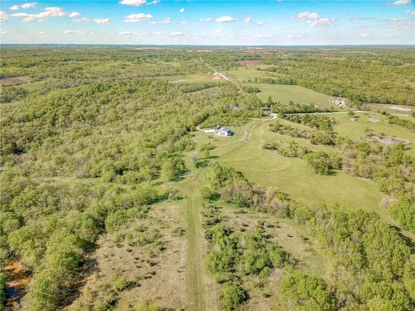 870 NW 675th Rd, Centerview, MO 64019
