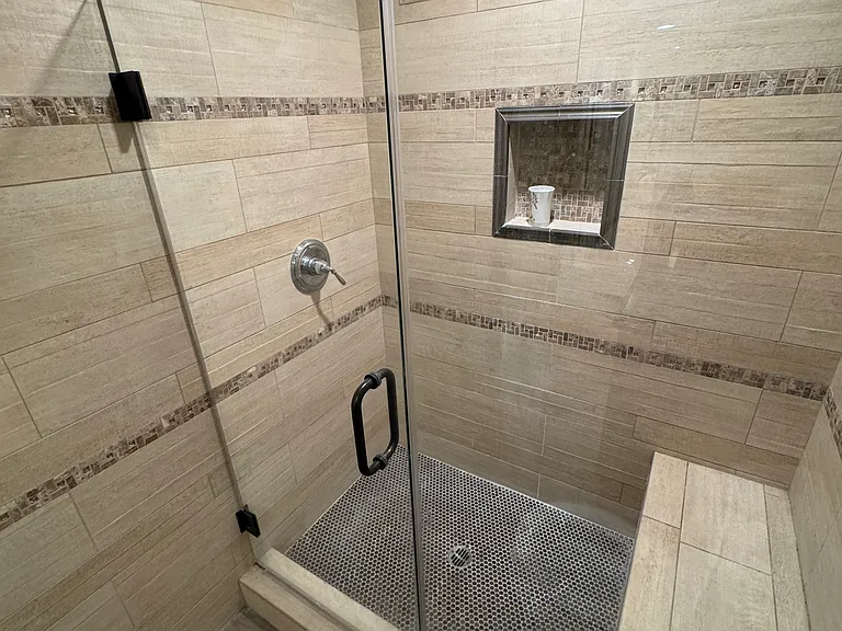 4326 Surrey Dr #2 — Photo 4