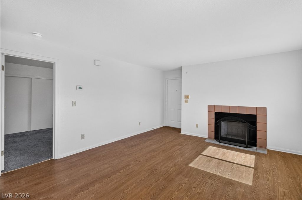 1916 Las Palmas Ln APT 114, Laughlin, NV - More