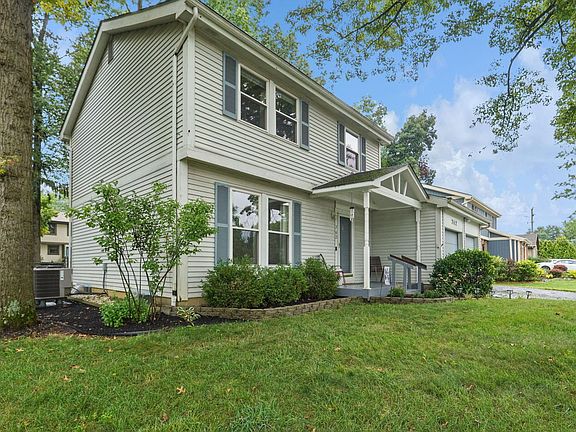 3rd image of 742 Stygler Rd N