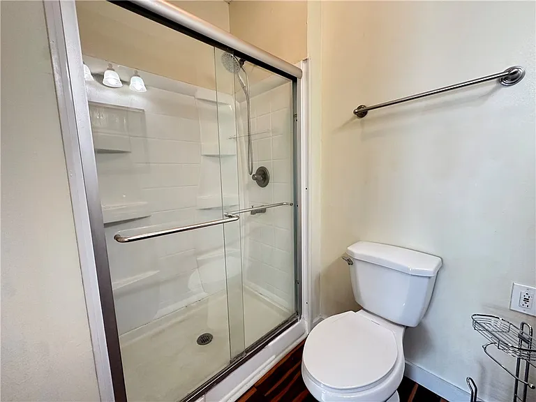 131 Dell Ave — Photo 21