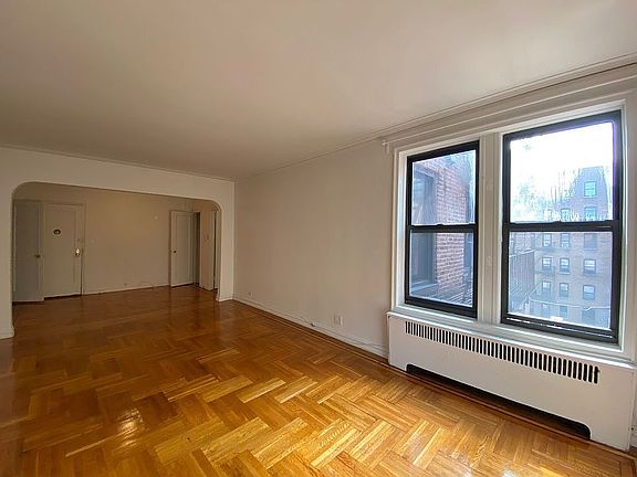 600 W 218th St APT 1S, New York, NY 10034 | Zillow