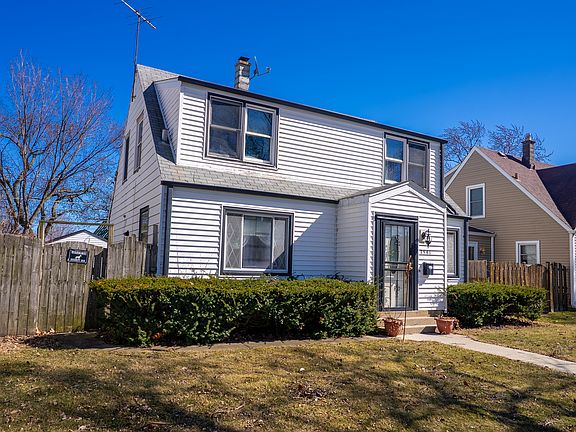 2nd image of 3541 Emerson St
