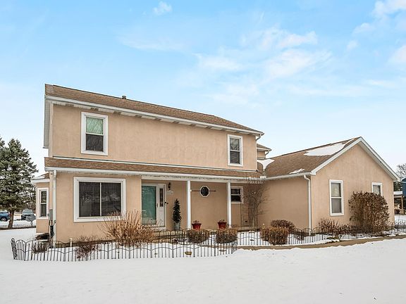 2nd image of 2114 Heron Ln