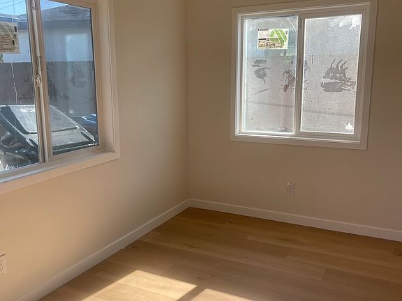 2nd image of 1745 W Colegrove Ave #1