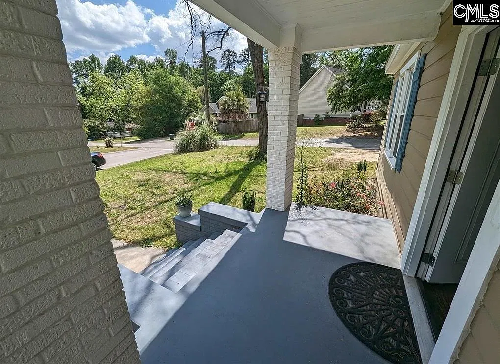 2 bed, 955 sqft, $1,500 — Photo 2