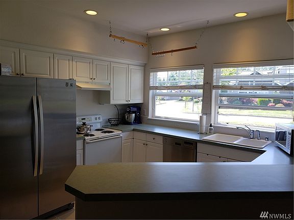 5th image of 1442 Heath Ct