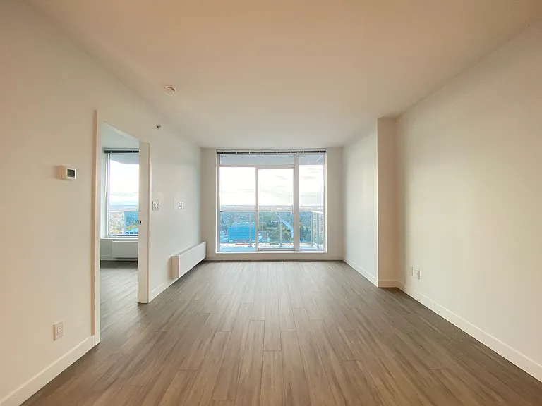 13615 Fraser Hwy #2811 — Photo 6