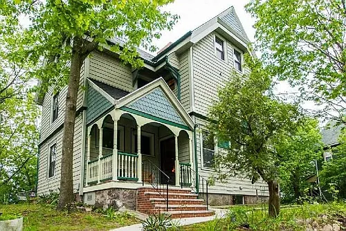 65 Beech Glen St #2 Photo 1