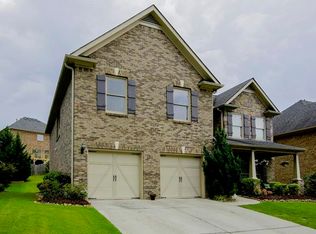 1563 Park Hollow Ln, Lawrenceville, GA 30043