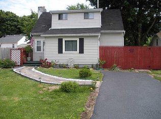 197 Bancroft Dr, Rochester, NY 14616