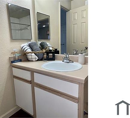 4th image of 5300 Jimmy Clay Dr #2404