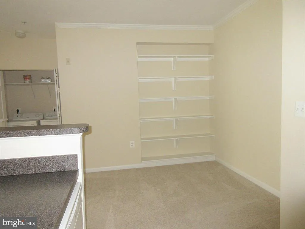 1 bed, 1.0 bath, 754 sqft, $2,100 — Photo 4