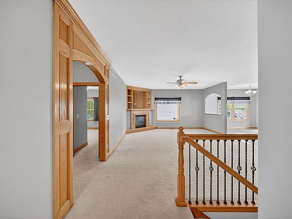 5th image of 14905 Maple Dr