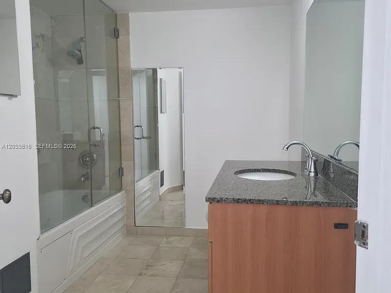 1 Glen Royal Pkwy #1202 — Photo 16
