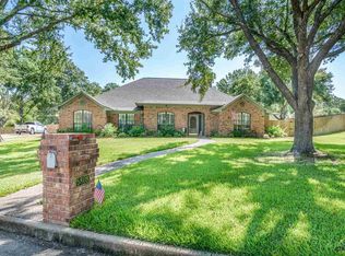 5808 Churchill Dr, Tyler, TX 75703