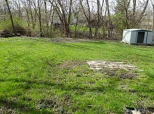 1115 Bradford Ln — Photo 7