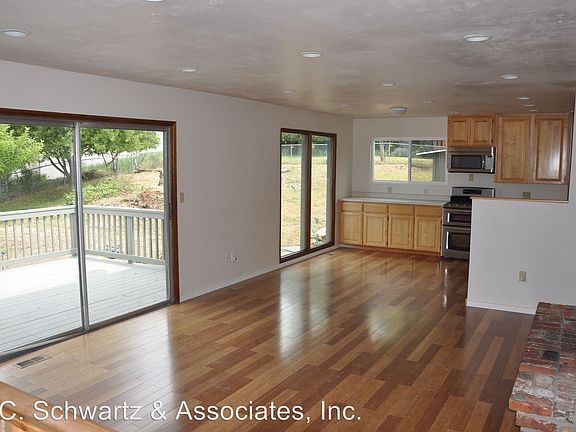 3rd image of 4517 E Glennaire Dr