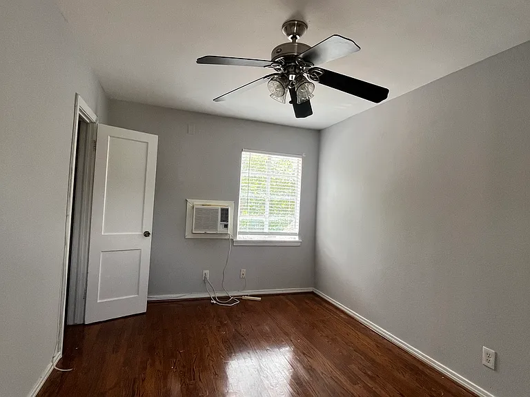 4818 Junius St — Photo 4