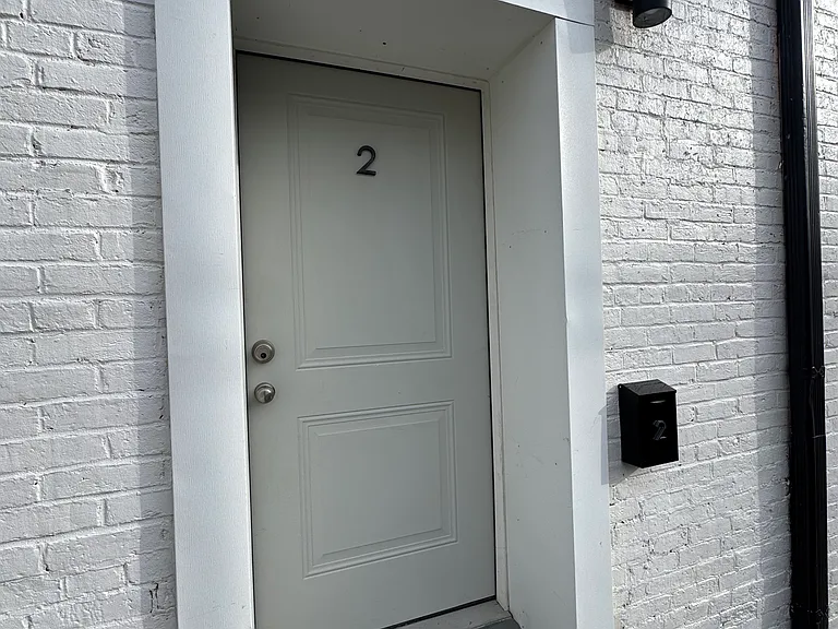 839 S Jackson St #2 — Photo 7