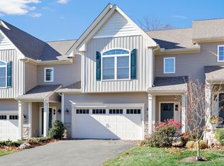 108 Wells View Rd #108, Shelton, CT 06484