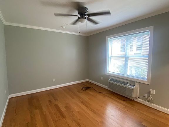 4th image of 3220 Wisconsin Ave NW APT 26