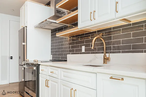 Rented by Nooklyn NYC LLC | media 4